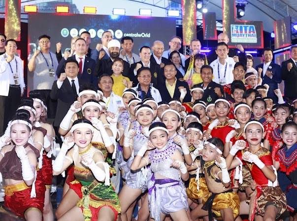 “จัดยิ่งใหญ่ให้โลกจำ” คีตะมวยไทยสู่นานาชาติ WMC Kita Muaythai Thailand Championships 2023 เปิดยิ่งใหญ่ประชัน 12 ทีมหน้าศูนย์การค้าเซ็นทรัลเวิลด์ (Central World) ถนนราชดำริ เขตปทุมวัน กรุงเทพ ฯ